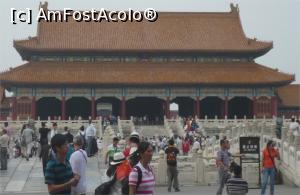[P03] În fața Palatului Armoniei Ocrotite.  » foto by glcitizen
 - 
<span class="allrVoted glyphicon glyphicon-heart hidden" id="av941982"></span>
<a class="m-l-10 hidden" id="sv941982" onclick="voting_Foto_DelVot(,941982,21755)" role="button">șterge vot <span class="glyphicon glyphicon-remove"></span></a>
<a id="v9941982" class=" c-red"  onclick="voting_Foto_SetVot(941982)" role="button"><span class="glyphicon glyphicon-heart-empty"></span> <b>LIKE</b> = Votează poza</a> <img class="hidden"  id="f941982W9" src="/imagini/loader.gif" border="0" /><span class="AjErrMes hidden" id="e941982ErM"></span>