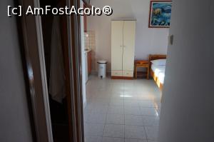 [P15] o alta camera la care am nimerit usa deschisa » foto by fra
 - 
<span class="allrVoted glyphicon glyphicon-heart hidden" id="av845196"></span>
<a class="m-l-10 hidden" id="sv845196" onclick="voting_Foto_DelVot(,845196,21756)" role="button">șterge vot <span class="glyphicon glyphicon-remove"></span></a>
<a id="v9845196" class=" c-red"  onclick="voting_Foto_SetVot(845196)" role="button"><span class="glyphicon glyphicon-heart-empty"></span> <b>LIKE</b> = Votează poza</a> <img class="hidden"  id="f845196W9" src="/imagini/loader.gif" border="0" /><span class="AjErrMes hidden" id="e845196ErM"></span>