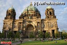 [P10] Berliner Dom, în toată splendoarea sa, văzut din Lustgarten » foto by Costi
 - 
<span class="allrVoted glyphicon glyphicon-heart hidden" id="av310868"></span>
<a class="m-l-10 hidden" id="sv310868" onclick="voting_Foto_DelVot(,310868,21770)" role="button">șterge vot <span class="glyphicon glyphicon-remove"></span></a>
<a id="v9310868" class=" c-red"  onclick="voting_Foto_SetVot(310868)" role="button"><span class="glyphicon glyphicon-heart-empty"></span> <b>LIKE</b> = Votează poza</a> <img class="hidden"  id="f310868W9" src="/imagini/loader.gif" border="0" /><span class="AjErrMes hidden" id="e310868ErM"></span>
