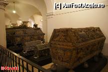 [P22] Berliner Dom. Cripta cu sicrie, mai mari, mai mici ... » foto by Costi
 - 
<span class="allrVoted glyphicon glyphicon-heart hidden" id="av310882"></span>
<a class="m-l-10 hidden" id="sv310882" onclick="voting_Foto_DelVot(,310882,21770)" role="button">șterge vot <span class="glyphicon glyphicon-remove"></span></a>
<a id="v9310882" class=" c-red"  onclick="voting_Foto_SetVot(310882)" role="button"><span class="glyphicon glyphicon-heart-empty"></span> <b>LIKE</b> = Votează poza</a> <img class="hidden"  id="f310882W9" src="/imagini/loader.gif" border="0" /><span class="AjErrMes hidden" id="e310882ErM"></span>