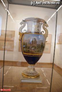 [P23] O frumoasă vază, cu imaginea Berliner Dom, din muzeul catedralei » foto by Costi
 - 
<span class="allrVoted glyphicon glyphicon-heart hidden" id="av310883"></span>
<a class="m-l-10 hidden" id="sv310883" onclick="voting_Foto_DelVot(,310883,21770)" role="button">șterge vot <span class="glyphicon glyphicon-remove"></span></a>
<a id="v9310883" class=" c-red"  onclick="voting_Foto_SetVot(310883)" role="button"><span class="glyphicon glyphicon-heart-empty"></span> <b>LIKE</b> = Votează poza</a> <img class="hidden"  id="f310883W9" src="/imagini/loader.gif" border="0" /><span class="AjErrMes hidden" id="e310883ErM"></span>