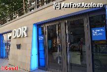 [P05] Intrarea la DDR Museum, pe care l-am găsit de două ori închis. Prima dată era prea târziu, a doua oară era prea devreme. » foto by Costi
 - 
<span class="allrVoted glyphicon glyphicon-heart hidden" id="av310862"></span>
<a class="m-l-10 hidden" id="sv310862" onclick="voting_Foto_DelVot(,310862,21770)" role="button">șterge vot <span class="glyphicon glyphicon-remove"></span></a>
<a id="v9310862" class=" c-red"  onclick="voting_Foto_SetVot(310862)" role="button"><span class="glyphicon glyphicon-heart-empty"></span> <b>LIKE</b> = Votează poza</a> <img class="hidden"  id="f310862W9" src="/imagini/loader.gif" border="0" /><span class="AjErrMes hidden" id="e310862ErM"></span>
