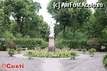 [P84] Parcul Palatului Charlottenburg » foto by Costi
 - 
<span class="allrVoted glyphicon glyphicon-heart hidden" id="av313494"></span>
<a class="m-l-10 hidden" id="sv313494" onclick="voting_Foto_DelVot(,313494,21770)" role="button">șterge vot <span class="glyphicon glyphicon-remove"></span></a>
<a id="v9313494" class=" c-red"  onclick="voting_Foto_SetVot(313494)" role="button"><span class="glyphicon glyphicon-heart-empty"></span> <b>LIKE</b> = Votează poza</a> <img class="hidden"  id="f313494W9" src="/imagini/loader.gif" border="0" /><span class="AjErrMes hidden" id="e313494ErM"></span>