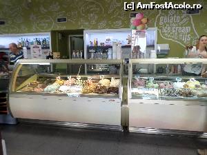 [P12] gelateria Boom/zona Mustek » foto by amero
 - 
<span class="allrVoted glyphicon glyphicon-heart hidden" id="av536634"></span>
<a class="m-l-10 hidden" id="sv536634" onclick="voting_Foto_DelVot(,536634,21773)" role="button">șterge vot <span class="glyphicon glyphicon-remove"></span></a>
<a id="v9536634" class=" c-red"  onclick="voting_Foto_SetVot(536634)" role="button"><span class="glyphicon glyphicon-heart-empty"></span> <b>LIKE</b> = Votează poza</a> <img class="hidden"  id="f536634W9" src="/imagini/loader.gif" border="0" /><span class="AjErrMes hidden" id="e536634ErM"></span>