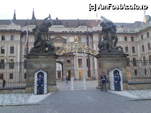[P13] Castelul Praghez - Poarta Gigantilor » foto by Pragheza_Gotica
 - 
<span class="allrVoted glyphicon glyphicon-heart hidden" id="av477740"></span>
<a class="m-l-10 hidden" id="sv477740" onclick="voting_Foto_DelVot(,477740,21778)" role="button">șterge vot <span class="glyphicon glyphicon-remove"></span></a>
<a id="v9477740" class=" c-red"  onclick="voting_Foto_SetVot(477740)" role="button"><span class="glyphicon glyphicon-heart-empty"></span> <b>LIKE</b> = Votează poza</a> <img class="hidden"  id="f477740W9" src="/imagini/loader.gif" border="0" /><span class="AjErrMes hidden" id="e477740ErM"></span>