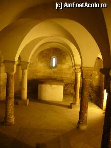 [P43] Basilica Sf. George - interior » foto by magdalena
 - 
<span class="allrVoted glyphicon glyphicon-heart hidden" id="av207537"></span>
<a class="m-l-10 hidden" id="sv207537" onclick="voting_Foto_DelVot(,207537,21778)" role="button">șterge vot <span class="glyphicon glyphicon-remove"></span></a>
<a id="v9207537" class=" c-red"  onclick="voting_Foto_SetVot(207537)" role="button"><span class="glyphicon glyphicon-heart-empty"></span> <b>LIKE</b> = Votează poza</a> <img class="hidden"  id="f207537W9" src="/imagini/loader.gif" border="0" /><span class="AjErrMes hidden" id="e207537ErM"></span>