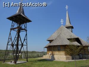 [P11] Mănăstirea Chiajna - Clopotnița și noua biserică de lemn.  » foto by iulianic
 - 
<span class="allrVoted glyphicon glyphicon-heart hidden" id="av994615"></span>
<a class="m-l-10 hidden" id="sv994615" onclick="voting_Foto_DelVot(,994615,21785)" role="button">șterge vot <span class="glyphicon glyphicon-remove"></span></a>
<a id="v9994615" class=" c-red"  onclick="voting_Foto_SetVot(994615)" role="button"><span class="glyphicon glyphicon-heart-empty"></span> <b>LIKE</b> = Votează poza</a> <img class="hidden"  id="f994615W9" src="/imagini/loader.gif" border="0" /><span class="AjErrMes hidden" id="e994615ErM"></span>