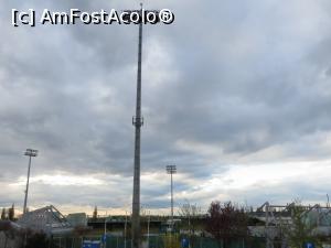 [P22] Stadionul Concordia - Chiajna.  » foto by tata123 🔱
 - 
<span class="allrVoted glyphicon glyphicon-heart hidden" id="av846375"></span>
<a class="m-l-10 hidden" id="sv846375" onclick="voting_Foto_DelVot(,846375,21785)" role="button">șterge vot <span class="glyphicon glyphicon-remove"></span></a>
<a id="v9846375" class=" c-red"  onclick="voting_Foto_SetVot(846375)" role="button"><span class="glyphicon glyphicon-heart-empty"></span> <b>LIKE</b> = Votează poza</a> <img class="hidden"  id="f846375W9" src="/imagini/loader.gif" border="0" /><span class="AjErrMes hidden" id="e846375ErM"></span>