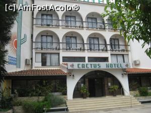 [P22] Ah, era sa uit poza cu hotelul din Larnaca, in care am stat » foto by dorgo
 - 
<span class="allrVoted glyphicon glyphicon-heart hidden" id="av848054"></span>
<a class="m-l-10 hidden" id="sv848054" onclick="voting_Foto_DelVot(,848054,21811)" role="button">șterge vot <span class="glyphicon glyphicon-remove"></span></a>
<a id="v9848054" class=" c-red"  onclick="voting_Foto_SetVot(848054)" role="button"><span class="glyphicon glyphicon-heart-empty"></span> <b>LIKE</b> = Votează poza</a> <img class="hidden"  id="f848054W9" src="/imagini/loader.gif" border="0" /><span class="AjErrMes hidden" id="e848054ErM"></span>