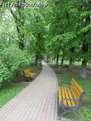 [P23] Alee în Parcul Tei.  » foto by tata123 🔱
 - 
<span class="allrVoted glyphicon glyphicon-heart hidden" id="av849085"></span>
<a class="m-l-10 hidden" id="sv849085" onclick="voting_Foto_DelVot(,849085,21819)" role="button">șterge vot <span class="glyphicon glyphicon-remove"></span></a>
<a id="v9849085" class=" c-red"  onclick="voting_Foto_SetVot(849085)" role="button"><span class="glyphicon glyphicon-heart-empty"></span> <b>LIKE</b> = Votează poza</a> <img class="hidden"  id="f849085W9" src="/imagini/loader.gif" border="0" /><span class="AjErrMes hidden" id="e849085ErM"></span>