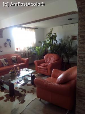 [P07] Casa Denisa - Eforie Nord – Strada Freziei, nr. 7, la parter, living,  » foto by danaeldreny*
 - 
<span class="allrVoted glyphicon glyphicon-heart hidden" id="av851428"></span>
<a class="m-l-10 hidden" id="sv851428" onclick="voting_Foto_DelVot(,851428,21849)" role="button">șterge vot <span class="glyphicon glyphicon-remove"></span></a>
<a id="v9851428" class=" c-red"  onclick="voting_Foto_SetVot(851428)" role="button"><span class="glyphicon glyphicon-heart-empty"></span> <b>LIKE</b> = Votează poza</a> <img class="hidden"  id="f851428W9" src="/imagini/loader.gif" border="0" /><span class="AjErrMes hidden" id="e851428ErM"></span>