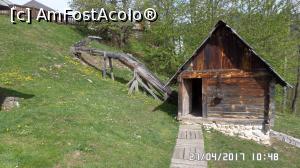 [P13] Moara în satul de lemn » foto by ungureanica
 - 
<span class="allrVoted glyphicon glyphicon-heart hidden" id="av851919"></span>
<a class="m-l-10 hidden" id="sv851919" onclick="voting_Foto_DelVot(,851919,21860)" role="button">șterge vot <span class="glyphicon glyphicon-remove"></span></a>
<a id="v9851919" class=" c-red"  onclick="voting_Foto_SetVot(851919)" role="button"><span class="glyphicon glyphicon-heart-empty"></span> <b>LIKE</b> = Votează poza</a> <img class="hidden"  id="f851919W9" src="/imagini/loader.gif" border="0" /><span class="AjErrMes hidden" id="e851919ErM"></span>