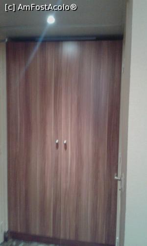 [P05] Hotel Regence-Nisa
Camera de la etajul 1 » foto by neilsimon
 - 
<span class="allrVoted glyphicon glyphicon-heart hidden" id="av852190"></span>
<a class="m-l-10 hidden" id="sv852190" onclick="voting_Foto_DelVot(,852190,21867)" role="button">șterge vot <span class="glyphicon glyphicon-remove"></span></a>
<a id="v9852190" class=" c-red"  onclick="voting_Foto_SetVot(852190)" role="button"><span class="glyphicon glyphicon-heart-empty"></span> <b>LIKE</b> = Votează poza</a> <img class="hidden"  id="f852190W9" src="/imagini/loader.gif" border="0" /><span class="AjErrMes hidden" id="e852190ErM"></span>
