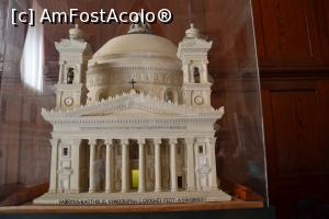 [P03] Macheta Rotundei St. Mary » foto by Dorina9
 - 
<span class="allrVoted glyphicon glyphicon-heart hidden" id="av854176"></span>
<a class="m-l-10 hidden" id="sv854176" onclick="voting_Foto_DelVot(,854176,21895)" role="button">șterge vot <span class="glyphicon glyphicon-remove"></span></a>
<a id="v9854176" class=" c-red"  onclick="voting_Foto_SetVot(854176)" role="button"><span class="glyphicon glyphicon-heart-empty"></span> <b>LIKE</b> = Votează poza</a> <img class="hidden"  id="f854176W9" src="/imagini/loader.gif" border="0" /><span class="AjErrMes hidden" id="e854176ErM"></span>