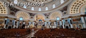 [P43] Rotunda din Mosta, în față altarul principal, în stânga Capela Fecioarei Rozariului, în dreapta Capela Crucifixului » foto by irinad
 - 
<span class="allrVoted glyphicon glyphicon-heart hidden" id="av1513995"></span>
<a class="m-l-10 hidden" id="sv1513995" onclick="voting_Foto_DelVot(,1513995,21895)" role="button">șterge vot <span class="glyphicon glyphicon-remove"></span></a>
<a id="v91513995" class=" c-red"  onclick="voting_Foto_SetVot(1513995)" role="button"><span class="glyphicon glyphicon-heart-empty"></span> <b>LIKE</b> = Votează poza</a> <img class="hidden"  id="f1513995W9" src="/imagini/loader.gif" border="0" /><span class="AjErrMes hidden" id="e1513995ErM"></span>