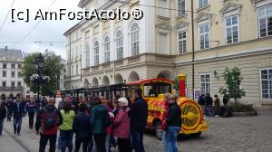 [P12] minicar sightseeing tour L'viv
pleaca la ore fixe din Rynok Square » foto by raducondurache
 - 
<span class="allrVoted glyphicon glyphicon-heart hidden" id="av855074"></span>
<a class="m-l-10 hidden" id="sv855074" onclick="voting_Foto_DelVot(,855074,21904)" role="button">șterge vot <span class="glyphicon glyphicon-remove"></span></a>
<a id="v9855074" class=" c-red"  onclick="voting_Foto_SetVot(855074)" role="button"><span class="glyphicon glyphicon-heart-empty"></span> <b>LIKE</b> = Votează poza</a> <img class="hidden"  id="f855074W9" src="/imagini/loader.gif" border="0" /><span class="AjErrMes hidden" id="e855074ErM"></span>
