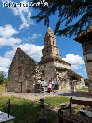 [P12] Biserica din Densus, prima biserica de pe teritoriul Daciei, din marmuri si coloane, templu roman crestinizat in sec IV. Pe ruinele constructiei antice s-a construit ulterior Biserica Sf. Nicolae. » foto by raducondurache
 - 
<span class="allrVoted glyphicon glyphicon-heart hidden" id="av1247220"></span>
<a class="m-l-10 hidden" id="sv1247220" onclick="voting_Foto_DelVot(,1247220,21910)" role="button">șterge vot <span class="glyphicon glyphicon-remove"></span></a>
<a id="v91247220" class=" c-red"  onclick="voting_Foto_SetVot(1247220)" role="button"><span class="glyphicon glyphicon-heart-empty"></span> <b>LIKE</b> = Votează poza</a> <img class="hidden"  id="f1247220W9" src="/imagini/loader.gif" border="0" /><span class="AjErrMes hidden" id="e1247220ErM"></span>