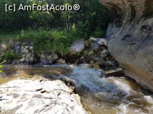 [P21] La intrarea &icirc;n chei, apa curge vijelios. » foto by Floryn81
 - 
<span class="allrVoted glyphicon glyphicon-heart hidden" id="av1197353"></span>
<a class="m-l-10 hidden" id="sv1197353" onclick="voting_Foto_DelVot(,1197353,21910)" role="button">șterge vot <span class="glyphicon glyphicon-remove"></span></a>
<a id="v91197353" class=" c-red"  onclick="voting_Foto_SetVot(1197353)" role="button"><span class="glyphicon glyphicon-heart-empty"></span> <b>LIKE</b> = Votează poza</a> <img class="hidden"  id="f1197353W9" src="/imagini/loader.gif" border="0" /><span class="AjErrMes hidden" id="e1197353ErM"></span>