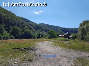 [P24] Vizita noastră &icirc;n Cheile Băniței se terminase. » foto by Floryn81
 - 
<span class="allrVoted glyphicon glyphicon-heart hidden" id="av1197356"></span>
<a class="m-l-10 hidden" id="sv1197356" onclick="voting_Foto_DelVot(,1197356,21910)" role="button">șterge vot <span class="glyphicon glyphicon-remove"></span></a>
<a id="v91197356" class=" c-red"  onclick="voting_Foto_SetVot(1197356)" role="button"><span class="glyphicon glyphicon-heart-empty"></span> <b>LIKE</b> = Votează poza</a> <img class="hidden"  id="f1197356W9" src="/imagini/loader.gif" border="0" /><span class="AjErrMes hidden" id="e1197356ErM"></span>