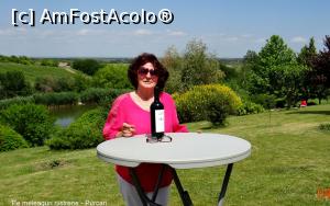 [P04] In spate este Nistrul. Am prins o zi splendida. Exista la vanzare mai multe soiuri din vinurile produse in aceasta crama. Neagra de Purcari este considerat unul din cele mai bune soiuri.  » foto by profesor73
 - 
<span class="allrVoted glyphicon glyphicon-heart hidden" id="av947143"></span>
<a class="m-l-10 hidden" id="sv947143" onclick="voting_Foto_DelVot(,947143,21915)" role="button">șterge vot <span class="glyphicon glyphicon-remove"></span></a>
<a id="v9947143" class=" c-red"  onclick="voting_Foto_SetVot(947143)" role="button"><span class="glyphicon glyphicon-heart-empty"></span> <b>LIKE</b> = Votează poza</a> <img class="hidden"  id="f947143W9" src="/imagini/loader.gif" border="0" /><span class="AjErrMes hidden" id="e947143ErM"></span>