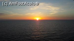 [P20] Apus vazut de pe balcon » foto by dianamea
 - 
<span class="allrVoted glyphicon glyphicon-heart hidden" id="av855734"></span>
<a class="m-l-10 hidden" id="sv855734" onclick="voting_Foto_DelVot(,855734,21916)" role="button">șterge vot <span class="glyphicon glyphicon-remove"></span></a>
<a id="v9855734" class=" c-red"  onclick="voting_Foto_SetVot(855734)" role="button"><span class="glyphicon glyphicon-heart-empty"></span> <b>LIKE</b> = Votează poza</a> <img class="hidden"  id="f855734W9" src="/imagini/loader.gif" border="0" /><span class="AjErrMes hidden" id="e855734ErM"></span>