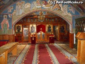 [P24] Mănăstirea Nucet - Paraclisul în interior.  » foto by iulianic
 - 
<span class="allrVoted glyphicon glyphicon-heart hidden" id="av649022"></span>
<a class="m-l-10 hidden" id="sv649022" onclick="voting_Foto_DelVot(,649022,21922)" role="button">șterge vot <span class="glyphicon glyphicon-remove"></span></a>
<a id="v9649022" class=" c-red"  onclick="voting_Foto_SetVot(649022)" role="button"><span class="glyphicon glyphicon-heart-empty"></span> <b>LIKE</b> = Votează poza</a> <img class="hidden"  id="f649022W9" src="/imagini/loader.gif" border="0" /><span class="AjErrMes hidden" id="e649022ErM"></span>