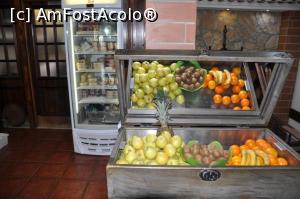 [P08] alegeti fructe din vitrina cu produse proaspete si fresh ul va fi gata indata » foto by alunelu69
 - 
<span class="allrVoted glyphicon glyphicon-heart hidden" id="av857276"></span>
<a class="m-l-10 hidden" id="sv857276" onclick="voting_Foto_DelVot(,857276,21940)" role="button">șterge vot <span class="glyphicon glyphicon-remove"></span></a>
<a id="v9857276" class=" c-red"  onclick="voting_Foto_SetVot(857276)" role="button"><span class="glyphicon glyphicon-heart-empty"></span> <b>LIKE</b> = Votează poza</a> <img class="hidden"  id="f857276W9" src="/imagini/loader.gif" border="0" /><span class="AjErrMes hidden" id="e857276ErM"></span>