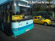 [P31] Numarul autobuzului e pe o placuta in fata. Majoritatea care vin in centru merg la Eminönü. » foto by TraianS
 - 
<span class="allrVoted glyphicon glyphicon-heart hidden" id="av315908"></span>
<a class="m-l-10 hidden" id="sv315908" onclick="voting_Foto_DelVot(,315908,21951)" role="button">șterge vot <span class="glyphicon glyphicon-remove"></span></a>
<a id="v9315908" class=" c-red"  onclick="voting_Foto_SetVot(315908)" role="button"><span class="glyphicon glyphicon-heart-empty"></span> <b>LIKE</b> = Votează poza</a> <img class="hidden"  id="f315908W9" src="/imagini/loader.gif" border="0" /><span class="AjErrMes hidden" id="e315908ErM"></span>