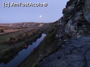 [P14] Complexul istorico - muzeal Orheiul Vechi, Mănăstirea rupestră Peștera din Butuceni, iesirea din biserica pe bucăți de stâncă plate dar înguste » foto by Dana2008
 - 
<span class="allrVoted glyphicon glyphicon-heart hidden" id="av1119125"></span>
<a class="m-l-10 hidden" id="sv1119125" onclick="voting_Foto_DelVot(,1119125,21955)" role="button">șterge vot <span class="glyphicon glyphicon-remove"></span></a>
<a id="v91119125" class=" c-red"  onclick="voting_Foto_SetVot(1119125)" role="button"><span class="glyphicon glyphicon-heart-empty"></span> <b>LIKE</b> = Votează poza</a> <img class="hidden"  id="f1119125W9" src="/imagini/loader.gif" border="0" /><span class="AjErrMes hidden" id="e1119125ErM"></span>