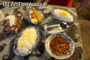 [P37] Yazd, Hotelul Tradițional Kohan, Masa de seară cu “Gheimeh Yazdi” și “Kebab de pui”, nu am avut altă poză mai bună » foto by mprofeanu
 - 
<span class="allrVoted glyphicon glyphicon-heart hidden" id="av858407"></span>
<a class="m-l-10 hidden" id="sv858407" onclick="voting_Foto_DelVot(,858407,21958)" role="button">șterge vot <span class="glyphicon glyphicon-remove"></span></a>
<a id="v9858407" class=" c-red"  onclick="voting_Foto_SetVot(858407)" role="button"><span class="glyphicon glyphicon-heart-empty"></span> <b>LIKE</b> = Votează poza</a> <img class="hidden"  id="f858407W9" src="/imagini/loader.gif" border="0" /><span class="AjErrMes hidden" id="e858407ErM"></span>