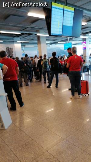 [P22] Aeroportul Eindhoven » foto by adso
 - 
<span class="allrVoted glyphicon glyphicon-heart hidden" id="av1258867"></span>
<a class="m-l-10 hidden" id="sv1258867" onclick="voting_Foto_DelVot(,1258867,21974)" role="button">șterge vot <span class="glyphicon glyphicon-remove"></span></a>
<a id="v91258867" class=" c-red"  onclick="voting_Foto_SetVot(1258867)" role="button"><span class="glyphicon glyphicon-heart-empty"></span> <b>LIKE</b> = Votează poza</a> <img class="hidden"  id="f1258867W9" src="/imagini/loader.gif" border="0" /><span class="AjErrMes hidden" id="e1258867ErM"></span>