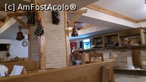 [P14] In restaurant » foto by mristi
 - 
<span class="allrVoted glyphicon glyphicon-heart hidden" id="av859386"></span>
<a class="m-l-10 hidden" id="sv859386" onclick="voting_Foto_DelVot(,859386,21977)" role="button">șterge vot <span class="glyphicon glyphicon-remove"></span></a>
<a id="v9859386" class=" c-red"  onclick="voting_Foto_SetVot(859386)" role="button"><span class="glyphicon glyphicon-heart-empty"></span> <b>LIKE</b> = Votează poza</a> <img class="hidden"  id="f859386W9" src="/imagini/loader.gif" border="0" /><span class="AjErrMes hidden" id="e859386ErM"></span>