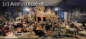 [P34] In Arhivele Istorice ale Palatului se afla documente care arata cum a fost creata, cu ocazia Craciunului, Marea Iesle de la Palatul Regal, la care au contribuit nu numai artistii si mesterii curtii, ci si regii. Imbracamintea pastorilor constituie astazi un document pretios pentru istoria obiceiului vremii. » foto by geani anto
 - 
<span class="allrVoted glyphicon glyphicon-heart hidden" id="av1411309"></span>
<a class="m-l-10 hidden" id="sv1411309" onclick="voting_Foto_DelVot(,1411309,21978)" role="button">șterge vot <span class="glyphicon glyphicon-remove"></span></a>
<a id="v91411309" class=" c-red"  onclick="voting_Foto_SetVot(1411309)" role="button"><span class="glyphicon glyphicon-heart-empty"></span> <b>LIKE</b> = Votează poza</a> <img class="hidden"  id="f1411309W9" src="/imagini/loader.gif" border="0" /><span class="AjErrMes hidden" id="e1411309ErM"></span>