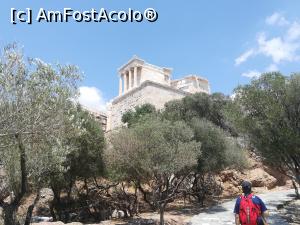 [P14] Atena - Acropole - Templul zeitei Athena Nike » foto by Cris
 - 
<span class="allrVoted glyphicon glyphicon-heart hidden" id="av872360"></span>
<a class="m-l-10 hidden" id="sv872360" onclick="voting_Foto_DelVot(,872360,21989)" role="button">șterge vot <span class="glyphicon glyphicon-remove"></span></a>
<a id="v9872360" class=" c-red"  onclick="voting_Foto_SetVot(872360)" role="button"><span class="glyphicon glyphicon-heart-empty"></span> <b>LIKE</b> = Votează poza</a> <img class="hidden"  id="f872360W9" src="/imagini/loader.gif" border="0" /><span class="AjErrMes hidden" id="e872360ErM"></span>