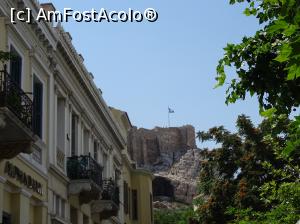 [P22] Atena - cartierul Plaka, iar în fundal Acropole și steagul de pe platou » foto by Cris
 - 
<span class="allrVoted glyphicon glyphicon-heart hidden" id="av872378"></span>
<a class="m-l-10 hidden" id="sv872378" onclick="voting_Foto_DelVot(,872378,21989)" role="button">șterge vot <span class="glyphicon glyphicon-remove"></span></a>
<a id="v9872378" class=" c-red"  onclick="voting_Foto_SetVot(872378)" role="button"><span class="glyphicon glyphicon-heart-empty"></span> <b>LIKE</b> = Votează poza</a> <img class="hidden"  id="f872378W9" src="/imagini/loader.gif" border="0" /><span class="AjErrMes hidden" id="e872378ErM"></span>