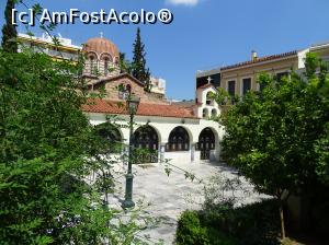 [P23] Atena - Plaka, biserica Agia Aikaterini. » foto by Cris
 - 
<span class="allrVoted glyphicon glyphicon-heart hidden" id="av872380"></span>
<a class="m-l-10 hidden" id="sv872380" onclick="voting_Foto_DelVot(,872380,21989)" role="button">șterge vot <span class="glyphicon glyphicon-remove"></span></a>
<a id="v9872380" class=" c-red"  onclick="voting_Foto_SetVot(872380)" role="button"><span class="glyphicon glyphicon-heart-empty"></span> <b>LIKE</b> = Votează poza</a> <img class="hidden"  id="f872380W9" src="/imagini/loader.gif" border="0" /><span class="AjErrMes hidden" id="e872380ErM"></span>