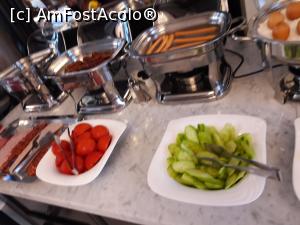 [P25] la micul dejun » foto by silvia tudoran
 - 
<span class="allrVoted glyphicon glyphicon-heart hidden" id="av1001260"></span>
<a class="m-l-10 hidden" id="sv1001260" onclick="voting_Foto_DelVot(,1001260,21990)" role="button">șterge vot <span class="glyphicon glyphicon-remove"></span></a>
<a id="v91001260" class=" c-red"  onclick="voting_Foto_SetVot(1001260)" role="button"><span class="glyphicon glyphicon-heart-empty"></span> <b>LIKE</b> = Votează poza</a> <img class="hidden"  id="f1001260W9" src="/imagini/loader.gif" border="0" /><span class="AjErrMes hidden" id="e1001260ErM"></span>