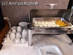 [P26] la micul dejun » foto by silvia tudoran
 - 
<span class="allrVoted glyphicon glyphicon-heart hidden" id="av1001261"></span>
<a class="m-l-10 hidden" id="sv1001261" onclick="voting_Foto_DelVot(,1001261,21990)" role="button">șterge vot <span class="glyphicon glyphicon-remove"></span></a>
<a id="v91001261" class=" c-red"  onclick="voting_Foto_SetVot(1001261)" role="button"><span class="glyphicon glyphicon-heart-empty"></span> <b>LIKE</b> = Votează poza</a> <img class="hidden"  id="f1001261W9" src="/imagini/loader.gif" border="0" /><span class="AjErrMes hidden" id="e1001261ErM"></span>