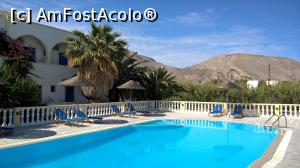 [P06] Piscina cu vedere la muntele Mesa Vouno.  » foto by maryka
 - 
<span class="allrVoted glyphicon glyphicon-heart hidden" id="av864774"></span>
<a class="m-l-10 hidden" id="sv864774" onclick="voting_Foto_DelVot(,864774,22069)" role="button">șterge vot <span class="glyphicon glyphicon-remove"></span></a>
<a id="v9864774" class=" c-red"  onclick="voting_Foto_SetVot(864774)" role="button"><span class="glyphicon glyphicon-heart-empty"></span> <b>LIKE</b> = Votează poza</a> <img class="hidden"  id="f864774W9" src="/imagini/loader.gif" border="0" /><span class="AjErrMes hidden" id="e864774ErM"></span>
