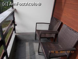 [P21] Doar atat pe micul balcon.  » foto by elviramvio
 - 
<span class="allrVoted glyphicon glyphicon-heart hidden" id="av864989"></span>
<a class="m-l-10 hidden" id="sv864989" onclick="voting_Foto_DelVot(,864989,22071)" role="button">șterge vot <span class="glyphicon glyphicon-remove"></span></a>
<a id="v9864989" class=" c-red"  onclick="voting_Foto_SetVot(864989)" role="button"><span class="glyphicon glyphicon-heart-empty"></span> <b>LIKE</b> = Votează poza</a> <img class="hidden"  id="f864989W9" src="/imagini/loader.gif" border="0" /><span class="AjErrMes hidden" id="e864989ErM"></span>