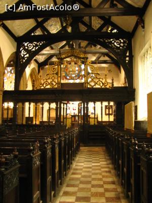 [P17] Interior in biserica St. George » foto by Radu Tudoran
 - 
<span class="allrVoted glyphicon glyphicon-heart hidden" id="av865076"></span>
<a class="m-l-10 hidden" id="sv865076" onclick="voting_Foto_DelVot(,865076,22074)" role="button">șterge vot <span class="glyphicon glyphicon-remove"></span></a>
<a id="v9865076" class=" c-red"  onclick="voting_Foto_SetVot(865076)" role="button"><span class="glyphicon glyphicon-heart-empty"></span> <b>LIKE</b> = Votează poza</a> <img class="hidden"  id="f865076W9" src="/imagini/loader.gif" border="0" /><span class="AjErrMes hidden" id="e865076ErM"></span>