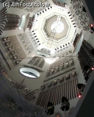 [P23] Hall of Steel » foto by Radu Tudoran
 - 
<span class="allrVoted glyphicon glyphicon-heart hidden" id="av931201"></span>
<a class="m-l-10 hidden" id="sv931201" onclick="voting_Foto_DelVot(,931201,22074)" role="button">șterge vot <span class="glyphicon glyphicon-remove"></span></a>
<a id="v9931201" class=" c-red"  onclick="voting_Foto_SetVot(931201)" role="button"><span class="glyphicon glyphicon-heart-empty"></span> <b>LIKE</b> = Votează poza</a> <img class="hidden"  id="f931201W9" src="/imagini/loader.gif" border="0" /><span class="AjErrMes hidden" id="e931201ErM"></span>