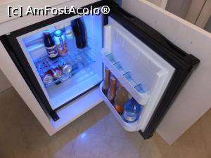 [P10] oferta din mini bar » foto by tripyy
 - 
<span class="allrVoted glyphicon glyphicon-heart hidden" id="av865572"></span>
<a class="m-l-10 hidden" id="sv865572" onclick="voting_Foto_DelVot(,865572,22081)" role="button">șterge vot <span class="glyphicon glyphicon-remove"></span></a>
<a id="v9865572" class=" c-red"  onclick="voting_Foto_SetVot(865572)" role="button"><span class="glyphicon glyphicon-heart-empty"></span> <b>LIKE</b> = Votează poza</a> <img class="hidden"  id="f865572W9" src="/imagini/loader.gif" border="0" /><span class="AjErrMes hidden" id="e865572ErM"></span>