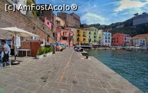 [P10] Sorrento » foto by catalinx
 - 
<span class="allrVoted glyphicon glyphicon-heart hidden" id="av865590"></span>
<a class="m-l-10 hidden" id="sv865590" onclick="voting_Foto_DelVot(,865590,22082)" role="button">șterge vot <span class="glyphicon glyphicon-remove"></span></a>
<a id="v9865590" class=" c-red"  onclick="voting_Foto_SetVot(865590)" role="button"><span class="glyphicon glyphicon-heart-empty"></span> <b>LIKE</b> = Votează poza</a> <img class="hidden"  id="f865590W9" src="/imagini/loader.gif" border="0" /><span class="AjErrMes hidden" id="e865590ErM"></span>