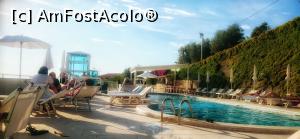 [P13] Piscina Hotel » foto by catalinx
 - 
<span class="allrVoted glyphicon glyphicon-heart hidden" id="av865594"></span>
<a class="m-l-10 hidden" id="sv865594" onclick="voting_Foto_DelVot(,865594,22082)" role="button">șterge vot <span class="glyphicon glyphicon-remove"></span></a>
<a id="v9865594" class=" c-red"  onclick="voting_Foto_SetVot(865594)" role="button"><span class="glyphicon glyphicon-heart-empty"></span> <b>LIKE</b> = Votează poza</a> <img class="hidden"  id="f865594W9" src="/imagini/loader.gif" border="0" /><span class="AjErrMes hidden" id="e865594ErM"></span>