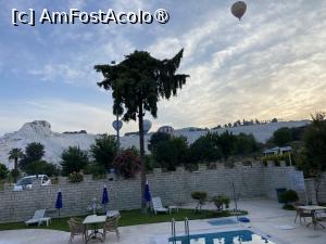[P73] Hal Tur Hotel Pamukkale - baloane zburând deasupra Muntelui de Bumbac » foto by nicole33
 - 
<span class="allrVoted glyphicon glyphicon-heart hidden" id="av1425191"></span>
<a class="m-l-10 hidden" id="sv1425191" onclick="voting_Foto_DelVot(,1425191,22086)" role="button">șterge vot <span class="glyphicon glyphicon-remove"></span></a>
<a id="v91425191" class=" c-red"  onclick="voting_Foto_SetVot(1425191)" role="button"><span class="glyphicon glyphicon-heart-empty"></span> <b>LIKE</b> = Votează poza</a> <img class="hidden"  id="f1425191W9" src="/imagini/loader.gif" border="0" /><span class="AjErrMes hidden" id="e1425191ErM"></span>