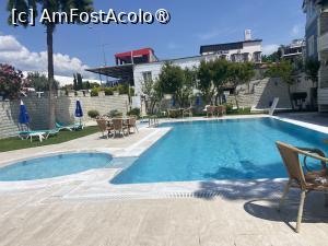 [P08] Hal Tur Hotel Pamukkale - la piscină » foto by nicole33
 - 
<span class="allrVoted glyphicon glyphicon-heart hidden" id="av1425126"></span>
<a class="m-l-10 hidden" id="sv1425126" onclick="voting_Foto_DelVot(,1425126,22086)" role="button">șterge vot <span class="glyphicon glyphicon-remove"></span></a>
<a id="v91425126" class=" c-red"  onclick="voting_Foto_SetVot(1425126)" role="button"><span class="glyphicon glyphicon-heart-empty"></span> <b>LIKE</b> = Votează poza</a> <img class="hidden"  id="f1425126W9" src="/imagini/loader.gif" border="0" /><span class="AjErrMes hidden" id="e1425126ErM"></span>