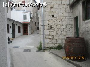 [P05] Străduta pe care am stat, in stanga.  » foto by elviramvio
 - 
<span class="allrVoted glyphicon glyphicon-heart hidden" id="av865872"></span>
<a class="m-l-10 hidden" id="sv865872" onclick="voting_Foto_DelVot(,865872,22088)" role="button">șterge vot <span class="glyphicon glyphicon-remove"></span></a>
<a id="v9865872" class=" c-red"  onclick="voting_Foto_SetVot(865872)" role="button"><span class="glyphicon glyphicon-heart-empty"></span> <b>LIKE</b> = Votează poza</a> <img class="hidden"  id="f865872W9" src="/imagini/loader.gif" border="0" /><span class="AjErrMes hidden" id="e865872ErM"></span>