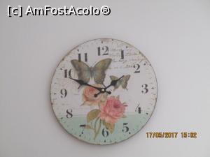 [P13] E bine de reamintit ora locala.  » foto by elviramvio
 - 
<span class="allrVoted glyphicon glyphicon-heart hidden" id="av866380"></span>
<a class="m-l-10 hidden" id="sv866380" onclick="voting_Foto_DelVot(,866380,22092)" role="button">șterge vot <span class="glyphicon glyphicon-remove"></span></a>
<a id="v9866380" class=" c-red"  onclick="voting_Foto_SetVot(866380)" role="button"><span class="glyphicon glyphicon-heart-empty"></span> <b>LIKE</b> = Votează poza</a> <img class="hidden"  id="f866380W9" src="/imagini/loader.gif" border="0" /><span class="AjErrMes hidden" id="e866380ErM"></span>