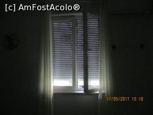 [P23] Nu ne vede soarele si nici vecinii.  » foto by elviramvio
 - 
<span class="allrVoted glyphicon glyphicon-heart hidden" id="av866390"></span>
<a class="m-l-10 hidden" id="sv866390" onclick="voting_Foto_DelVot(,866390,22092)" role="button">șterge vot <span class="glyphicon glyphicon-remove"></span></a>
<a id="v9866390" class=" c-red"  onclick="voting_Foto_SetVot(866390)" role="button"><span class="glyphicon glyphicon-heart-empty"></span> <b>LIKE</b> = Votează poza</a> <img class="hidden"  id="f866390W9" src="/imagini/loader.gif" border="0" /><span class="AjErrMes hidden" id="e866390ErM"></span>